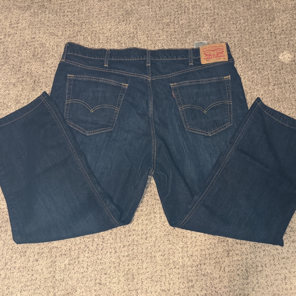 Levi's 541 Athletic Tapered Fit Jeans 42 x 29 short EUC
